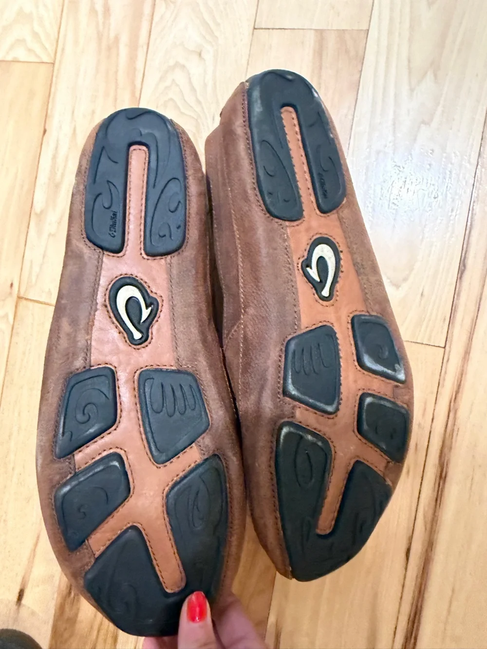 OluKai Men’s Akepa loafers! Size 12!